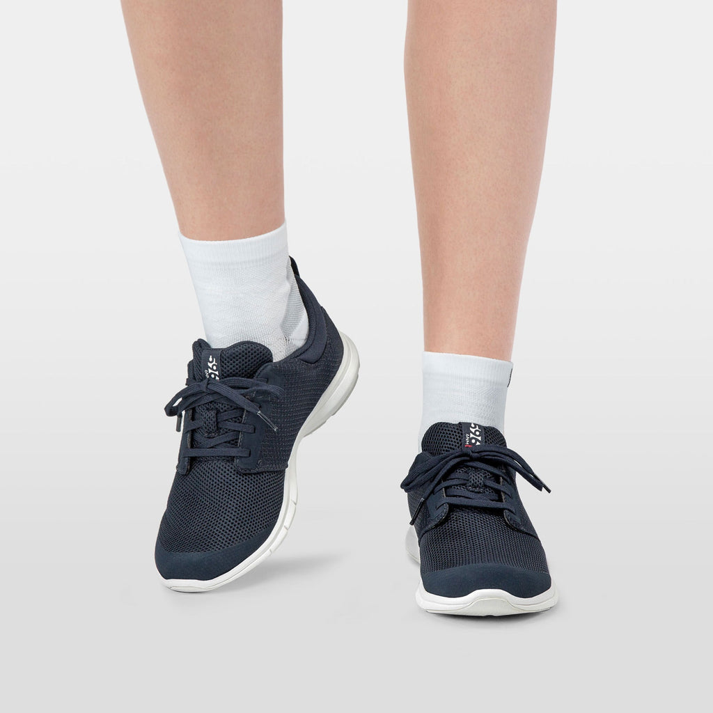 W FEATHERING, NAVY/OFF WH, 37/6