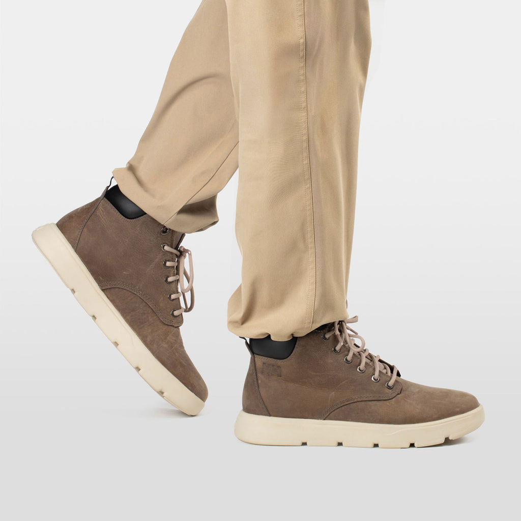 PINEHURST LEATHER, TAUPE / CRE, 44/10