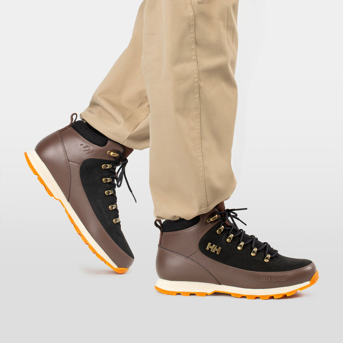 THE FORESTER PREMIUM, BLACK / BIS, 44/10