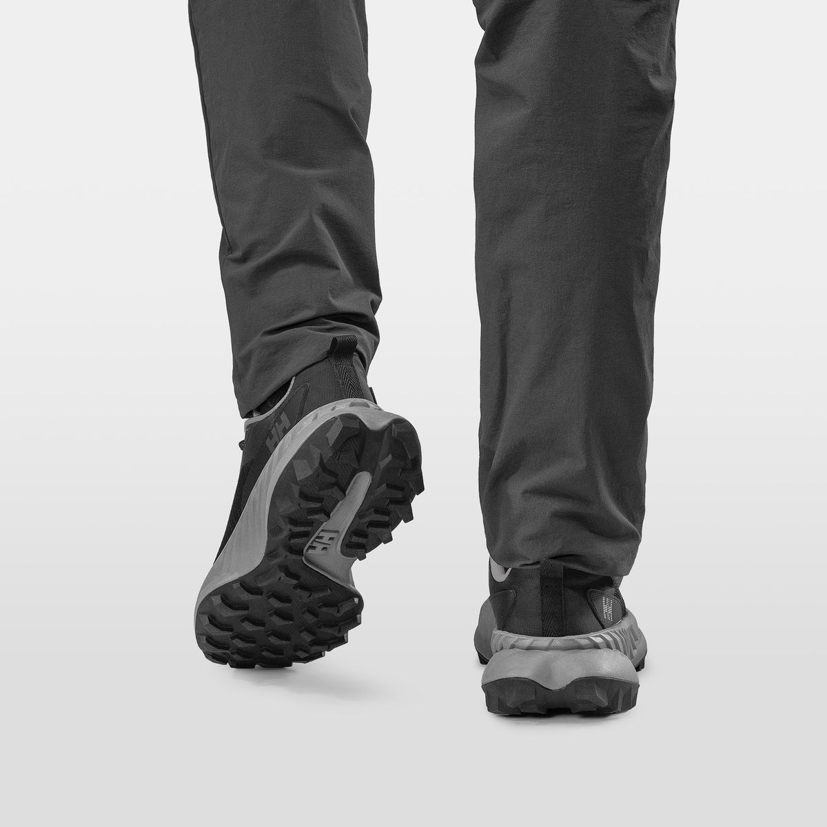 W AWE HIKER DWR, BLACK/OFF W, 36/5.5