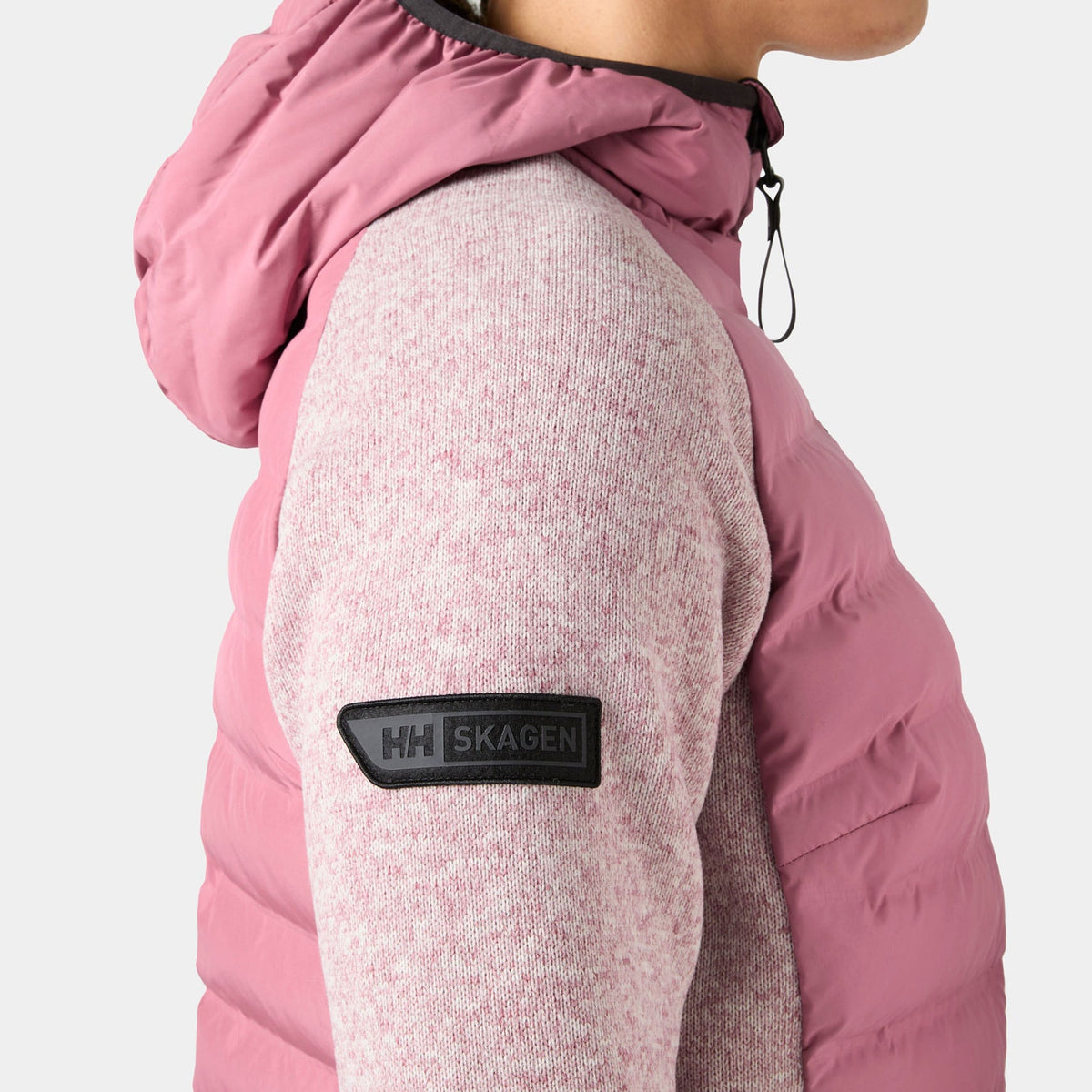 W SKAGEN HYBRID KNIT INSULATOR, WILDBERRY, L