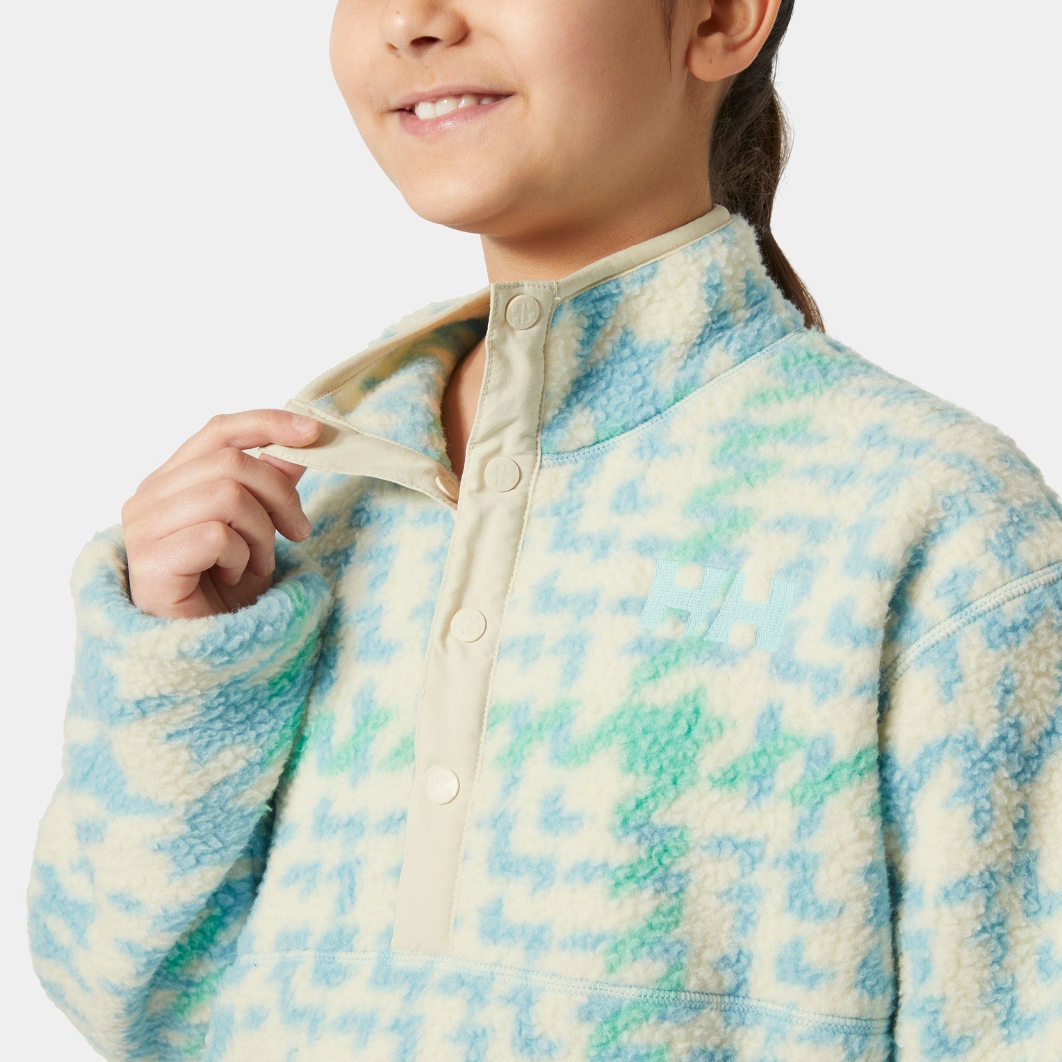 Juniors' Frosty Pile Sweater Secondary image