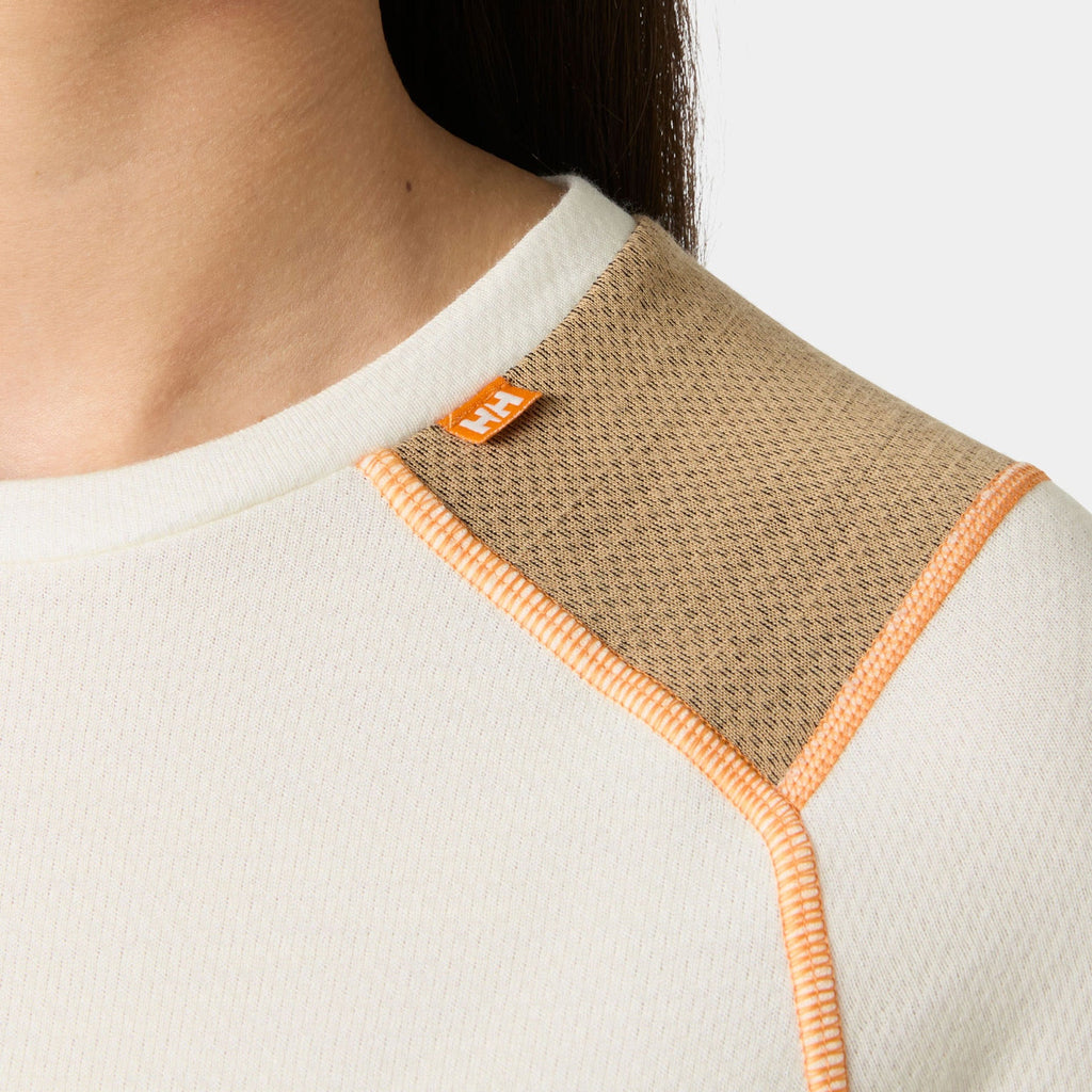 W LIFA MERINO MIDWEIGHT CREW, SNOW, L