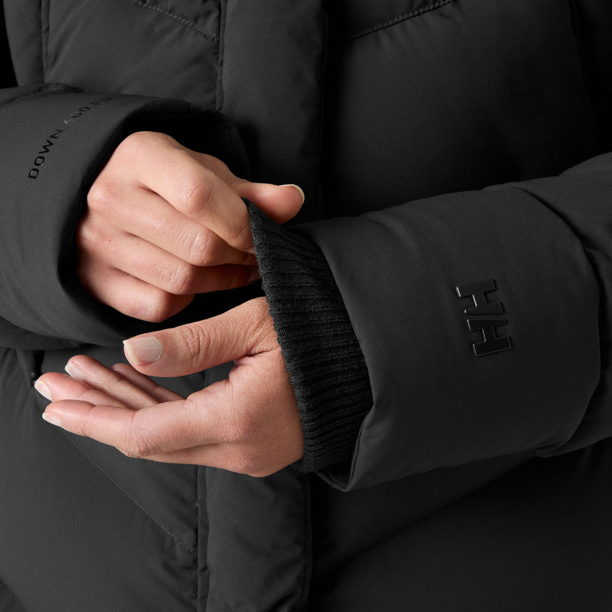 W HELLY PUFF LONG DOWN PARKA, BLACK, L