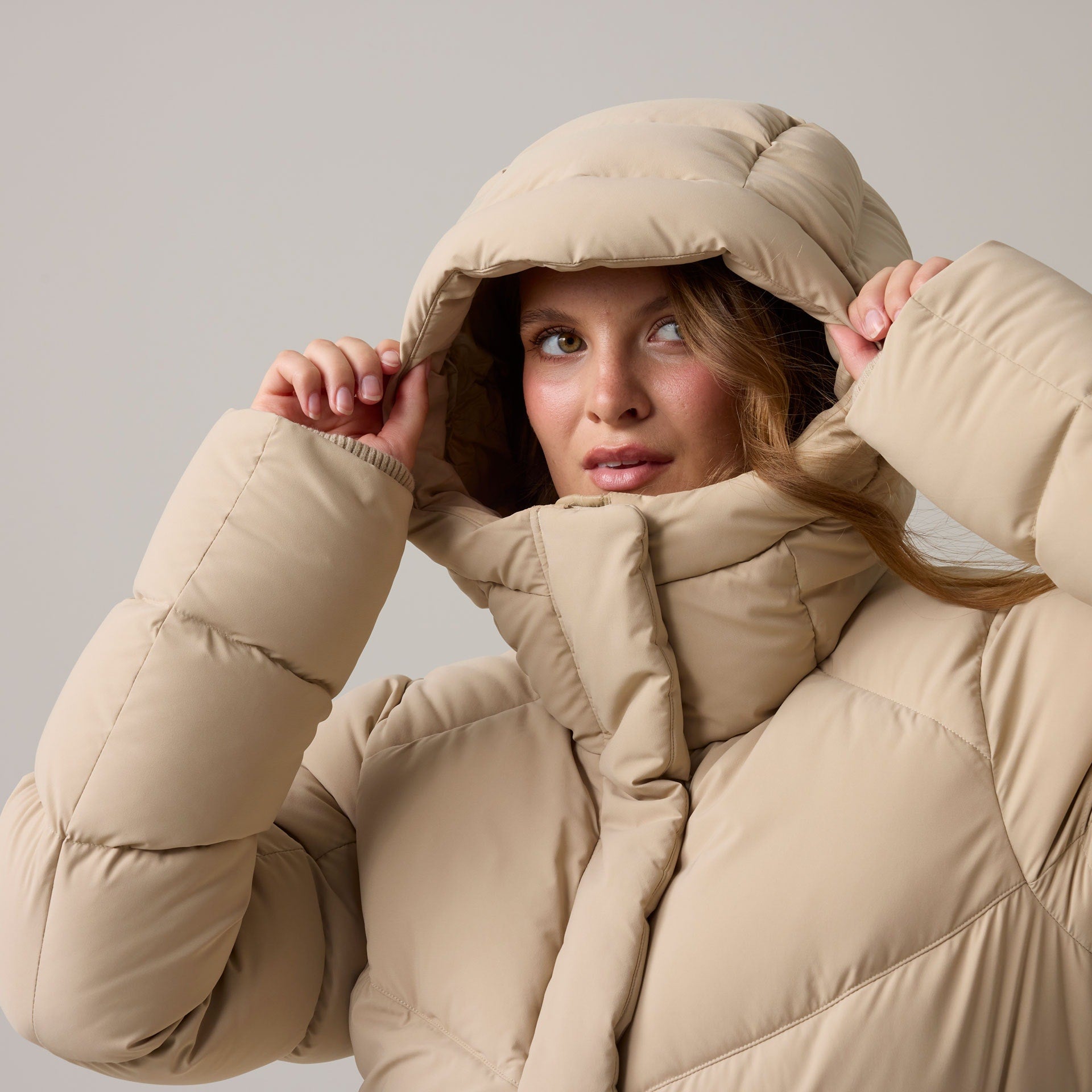 Women's Helly Puff Down Parka Secondary image