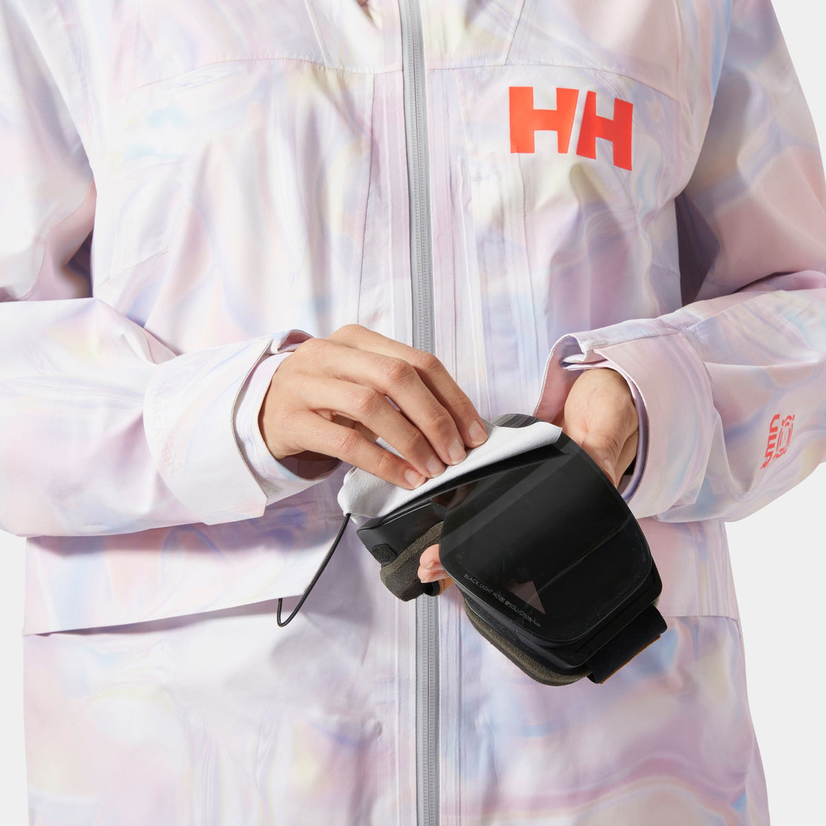 W EMIKO SHELL JACKET, REFLECTIONS, M